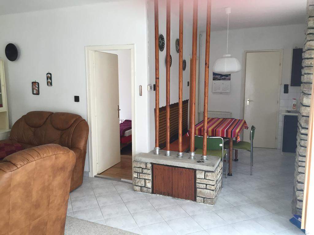 Sirály Apartman Balatonfůzfő Habitación foto