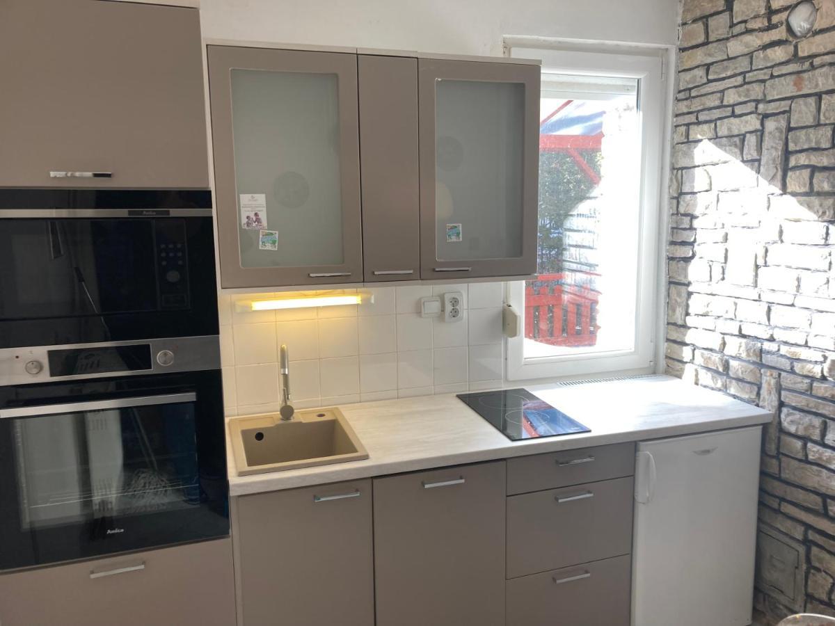 Sirály Apartman Balatonfůzfő Exterior foto