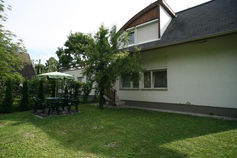 Sirály Apartman Balatonfůzfő Exterior foto